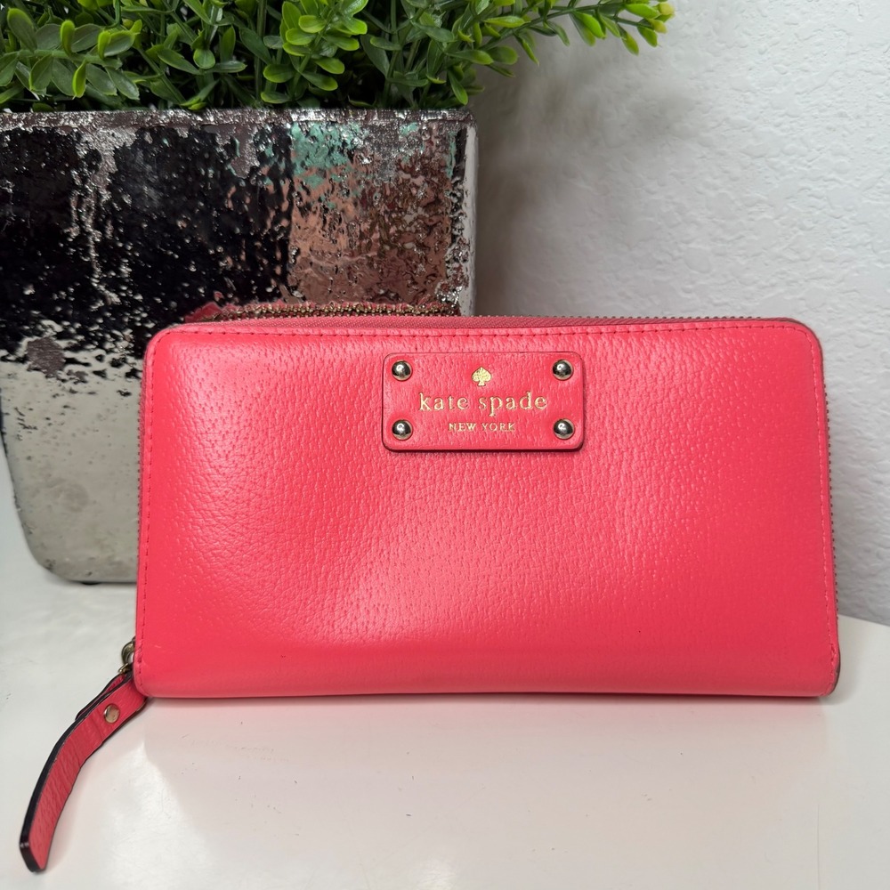 Kate Spade Berkshire Road Neda Zip Aroundโ Wallet Pink Pebbled Leather Preppy OS